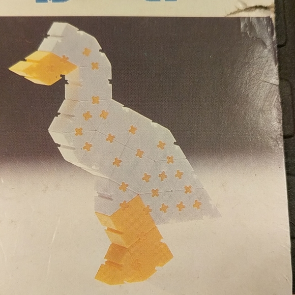 🎉HP🎉 NWT Vintage Mottik toy set & carrying/storage case - Picture 6 of 16